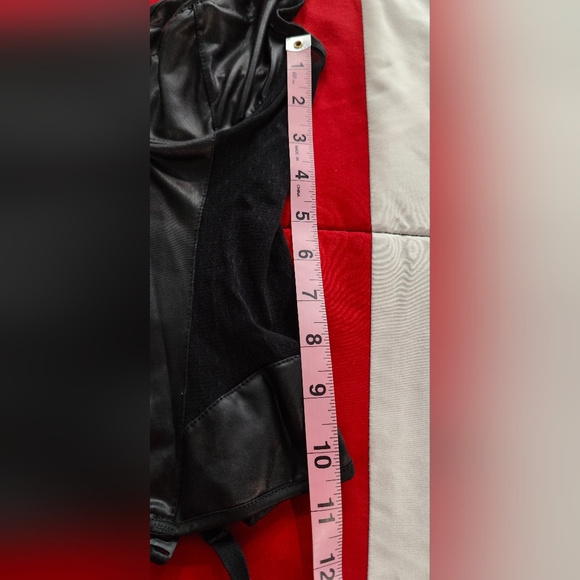 Faux Leather & lace black corset Size M - Picture 2 of 4